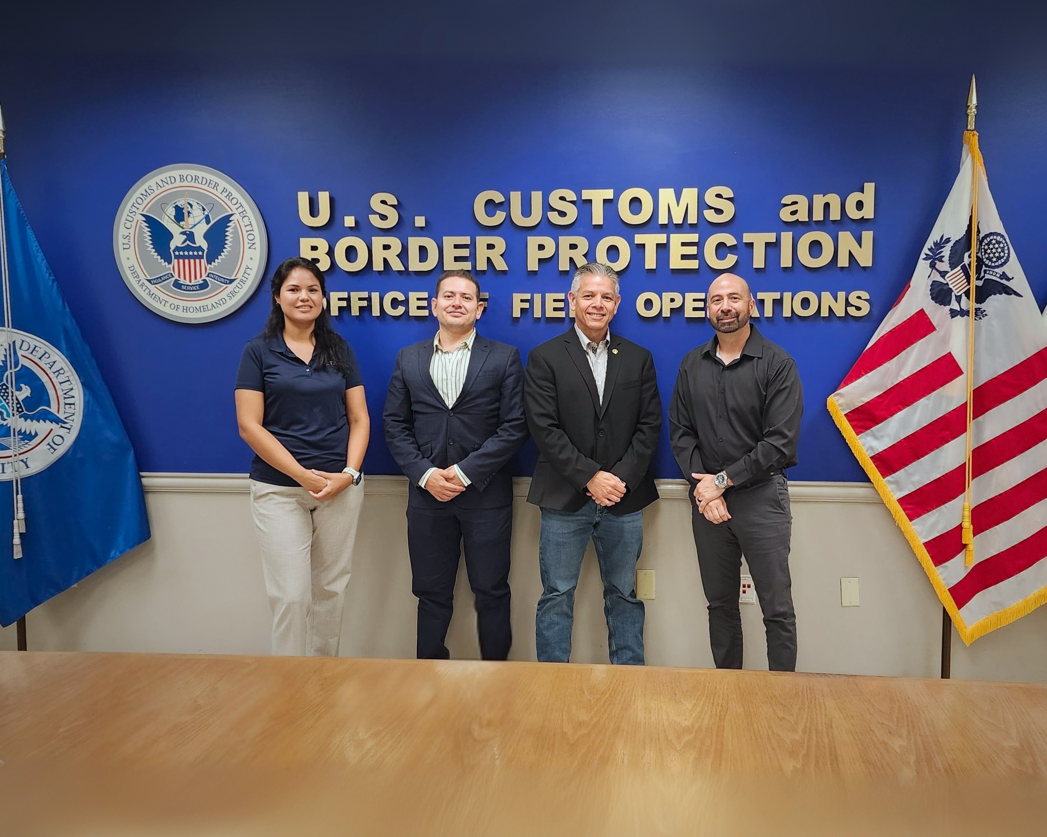 From left to right: Juan Ilich Pérez, Chairman of the Board of BASC USA; Erik Moncayo, International President of WBO; and Michael Garza, Director of the CTPAT Office in Laredo, with his team.
